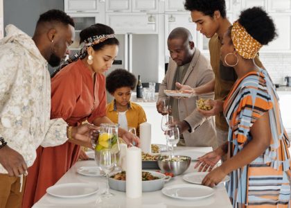 Meal Delivery Kits That Feed a Family of 4 Under 0
