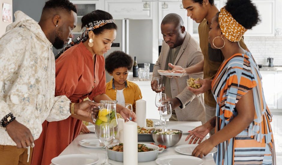 Meal Delivery Kits That Feed a Family of 4 Under 0